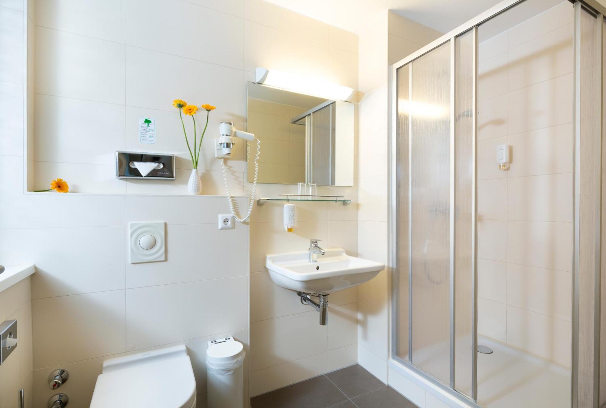 Europaeische Akademie Berlin Hotell Exteriör bild