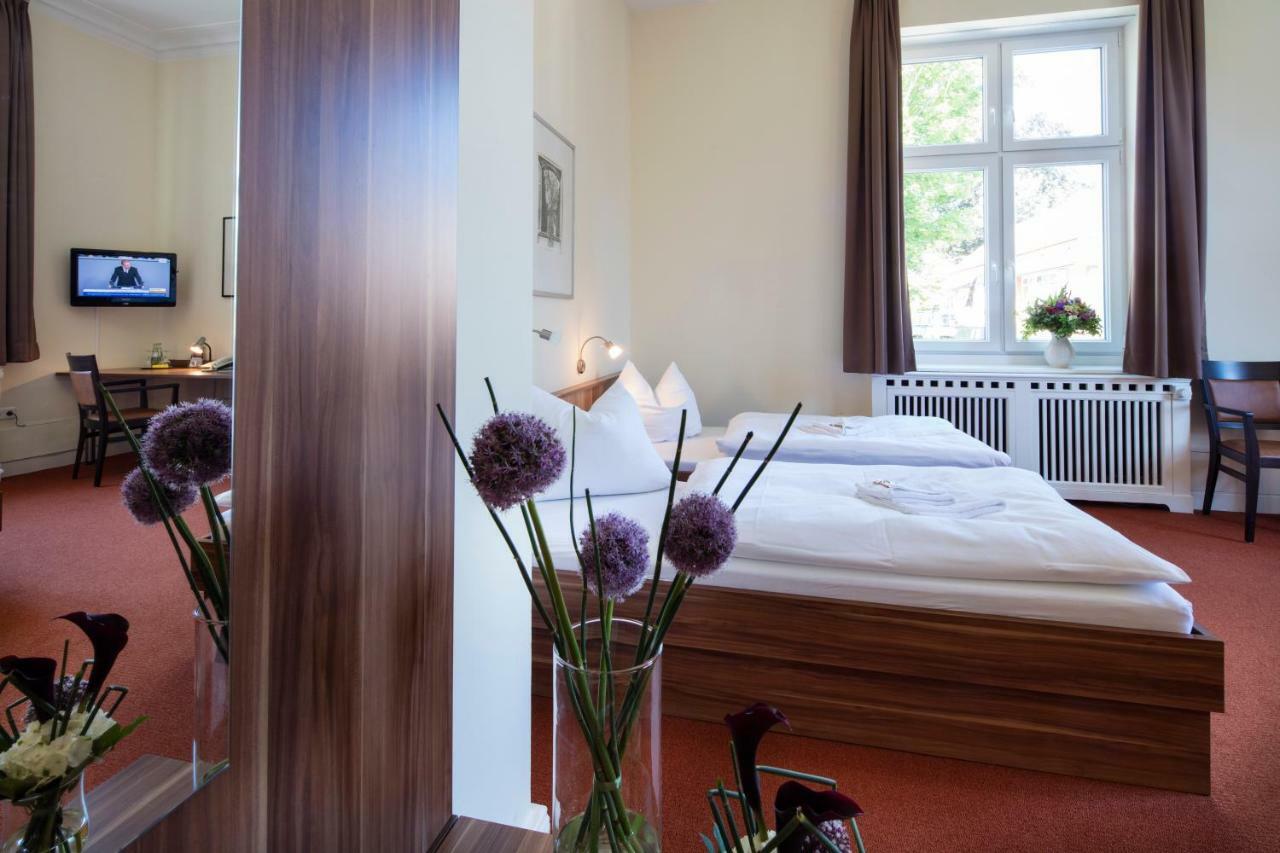 Europaeische Akademie Berlin Hotell Exteriör bild